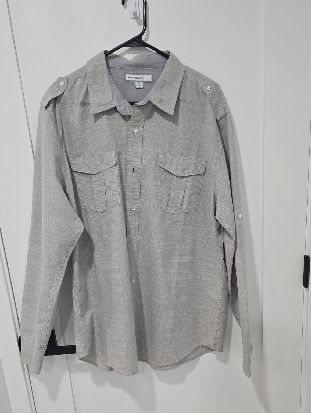 PD&C Light Gray Long-Sleeve Button-Down Shirt with Chest Pockets
